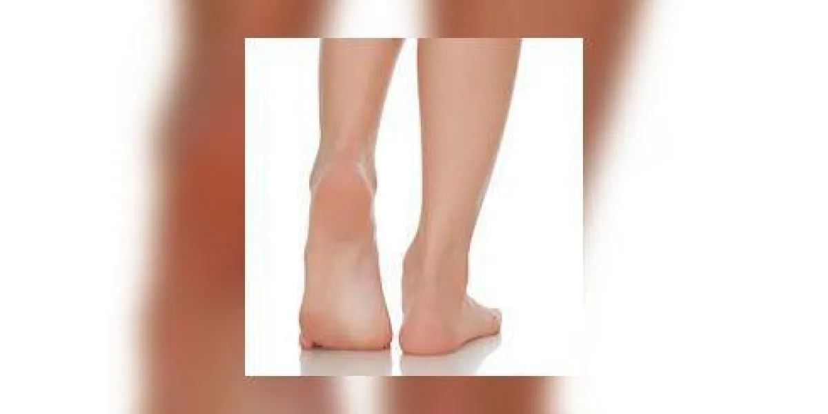 pieds féminins
