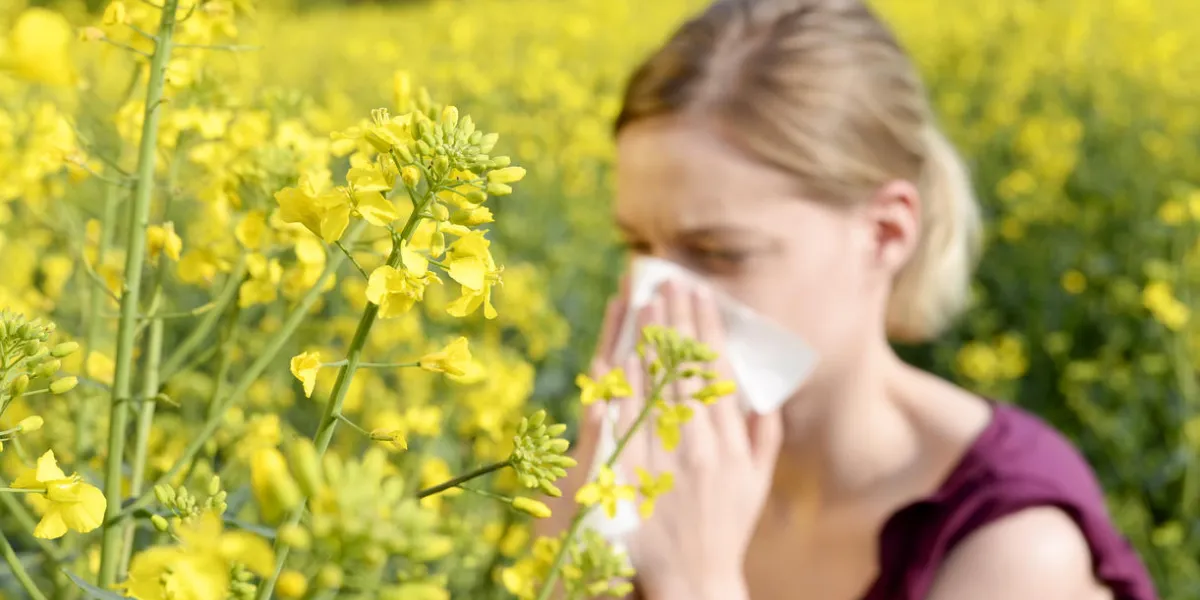 young woman  has hay fever