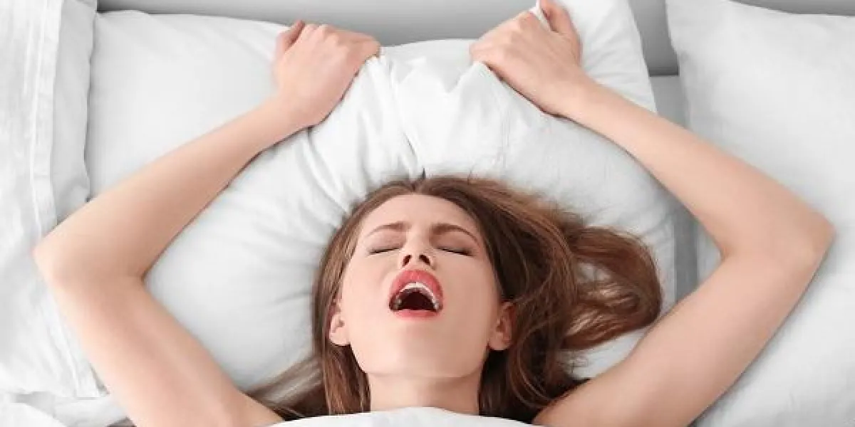beautiful woman lying in bed beautiful woman lying in bed
