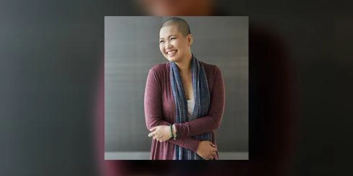 portrait d'un heureux survivant du cancer du sein vietnamien portrait d'un heureux survivant du cancer du sein vietnamien