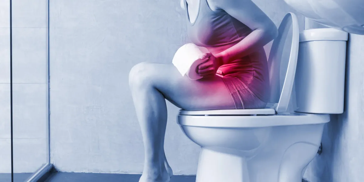 woman feel pain with constipation in wc woman feel pain with constipation in wc