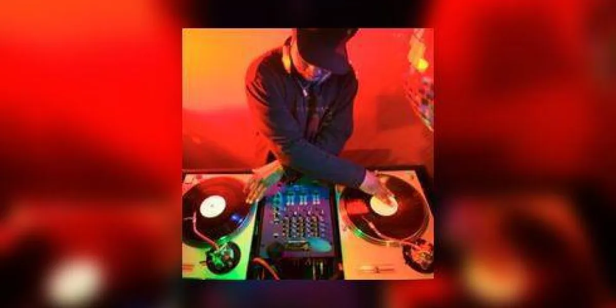 disc jockey disc jockey