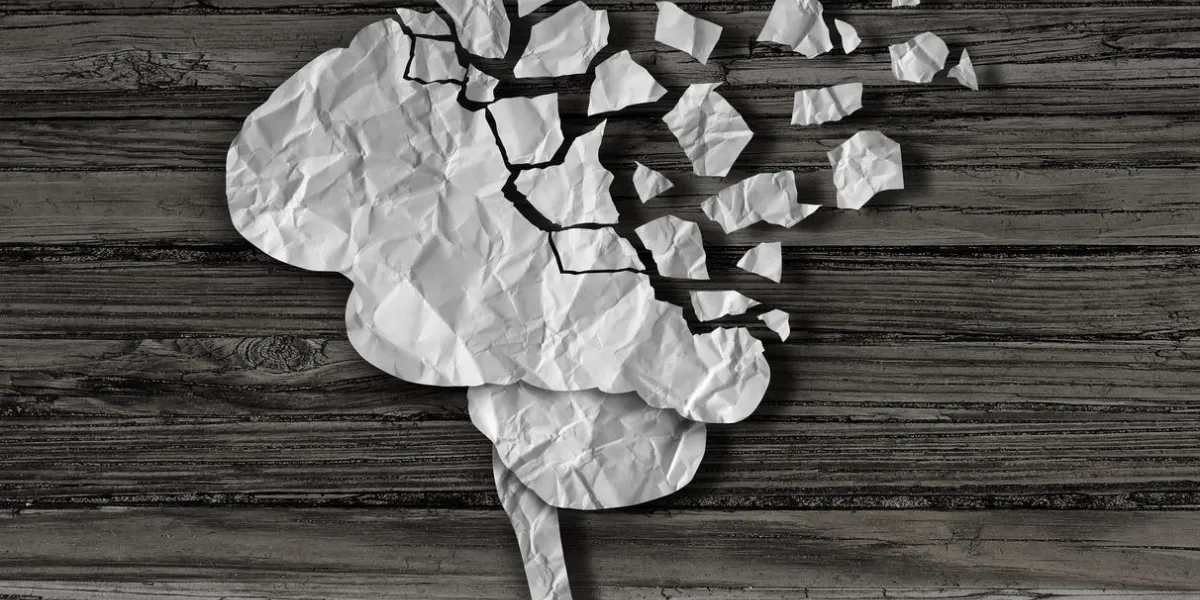 la démence ou les lésions cérébrales et les blessures en tant que symbole médical de santé mentale et de neurologie avec un organe humain pensant fait de papier froissé déchiré en morceaux comme un concept créatif pour la maladie d'alzheimer la démence ou les lésions cérébrales et les blessures en tant que symbole médical de santé mentale et de neurologie avec un organe humain pensant fait de papier froissé déchiré en morceaux comme un concept créatif pour la maladie d'alzheimer