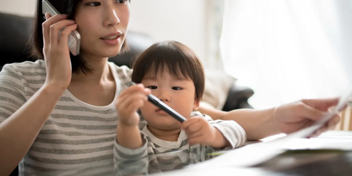 soho, small office house office image of working young mother and her child, photographed naturally without heavy processing by nikon d750 and sigma 35mm f14 dg hsm art lens soho, small office house office image of working young mother and her child, photographed naturally without heavy processing by nikon d750 and sigma 35mm f14 dg hsm art lens