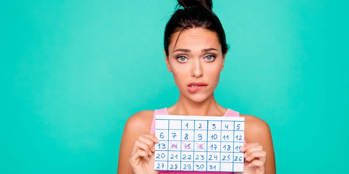 close up photo beautiful amazing she her lady funny hairdo bite lips mouth hold hand arm paper calendar inconvenient situation oops wear casual pink tank-top isolated teal turquoise background close up photo beautiful amazing she her lady funny hairdo bite lips mouth hold hand arm paper calendar inconvenient situation oops wear casual pink tank-top isolated teal turquoise background