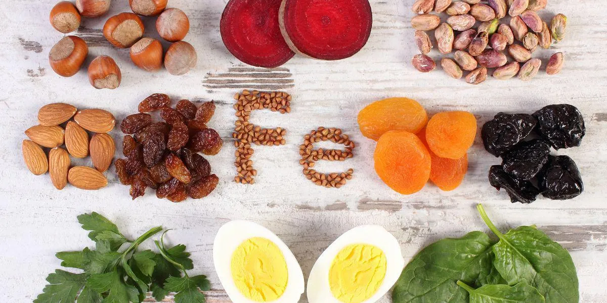 inscription fe, ingrédients et produits contenant du fer et des fibres alimentaires, sources naturelles de ferrum, mode de vie sain, nourriture et nutrition inscription fe, ingrédients et produits contenant du fer et des fibres alimentaires, sources naturelles de ferrum, mode de vie sain, nourriture et nutrition