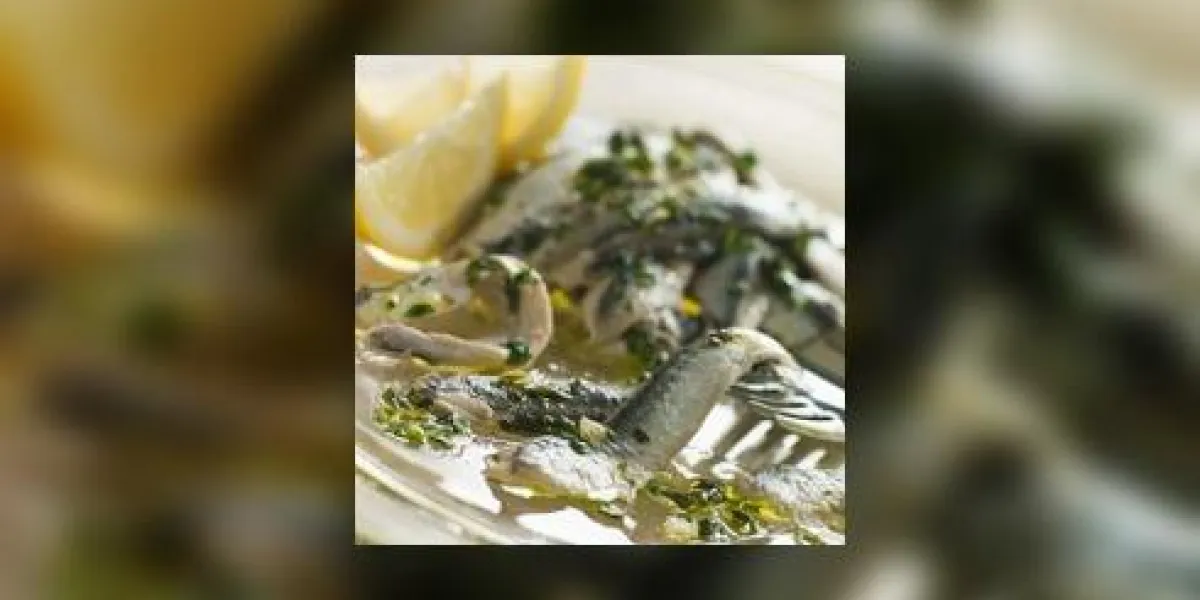 anchois marinés dans les herbes ail et citron anchois marinés dans les herbes ail et citron