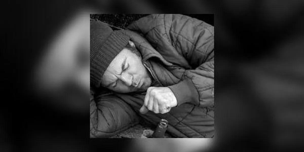 homme sans-abri - tousser