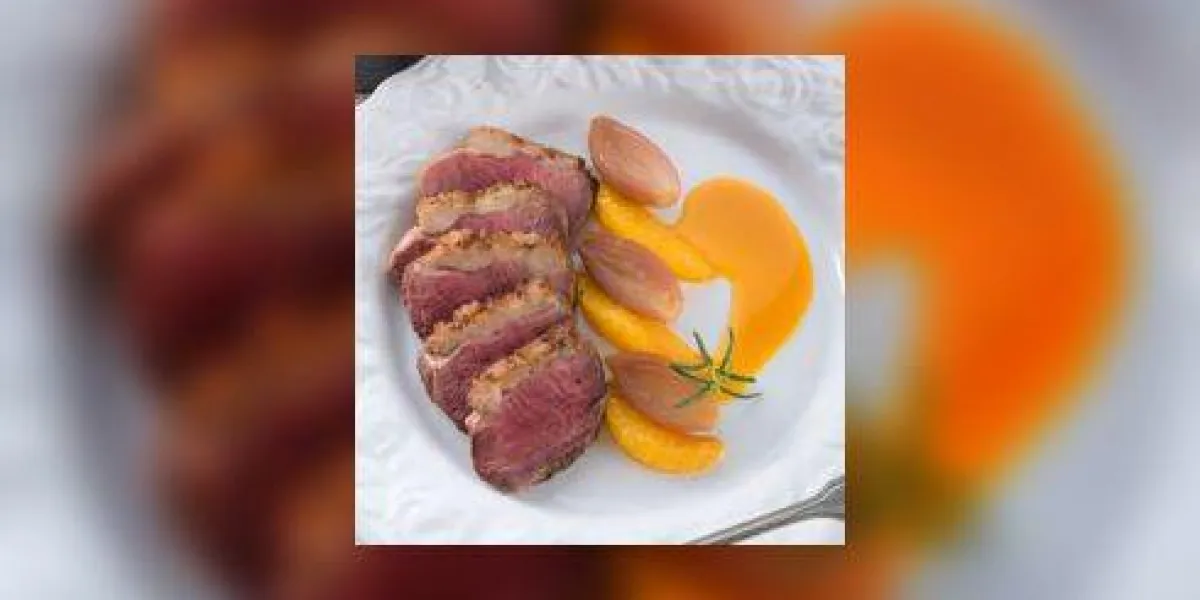 viande d'oies pour le filet de st martin's daygoose avec filet de sherry à l'orange et filet de sherry à l'orange viande d'oies pour le filet de st martin's daygoose avec filet de sherry à l'orange et filet de sherry à l'orange