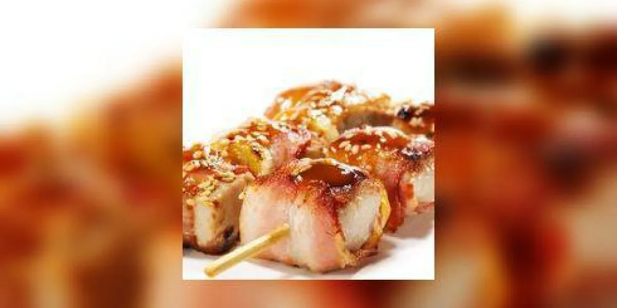 cuisine japonaise - thon enveloppé dans du bacon