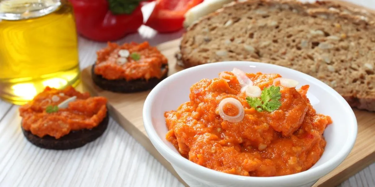 vegetarischer brotaufstrich mit paprika vegetarischer brotaufstrich mit paprika