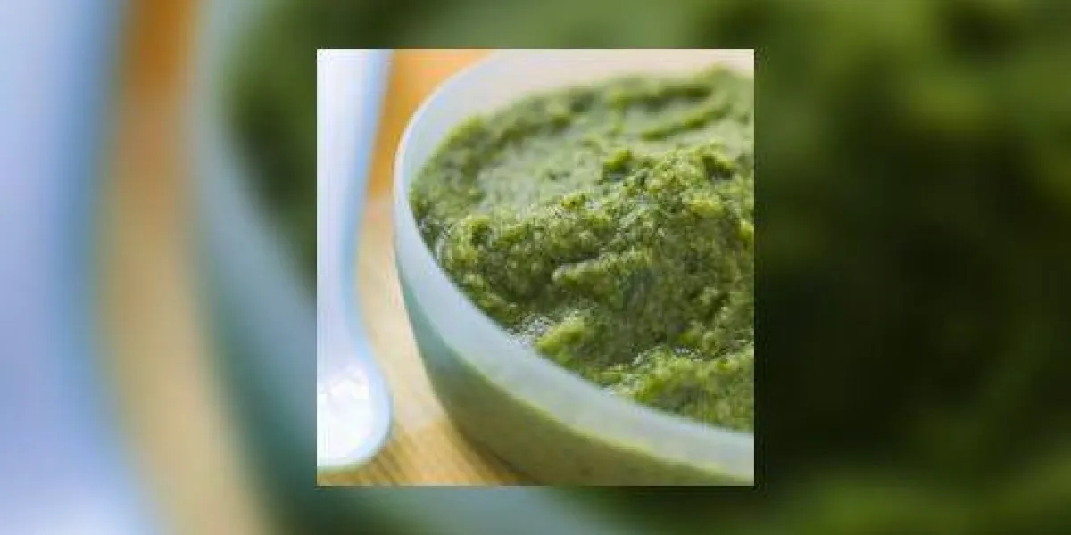 brocoli et épinards bébé nourriture purée