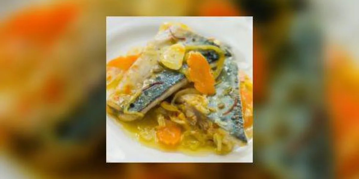 assiette de cornichon sardine