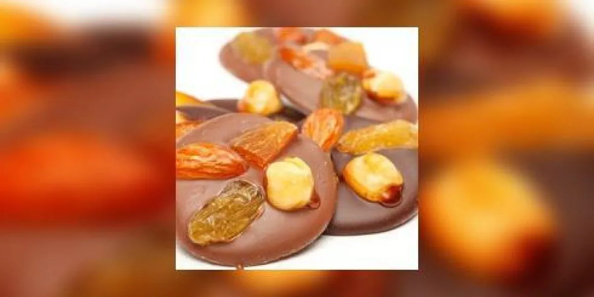 bonbons au chocolat avec des noix bonbons au chocolat avec des noix
