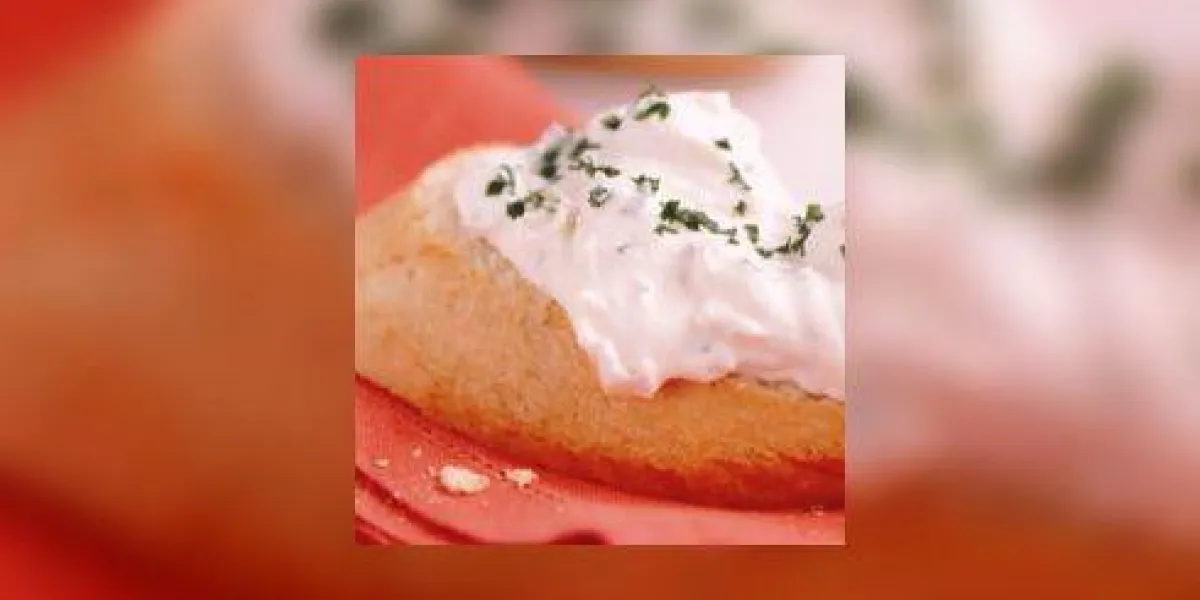 pain crostini à la crème de fromage, gros plan