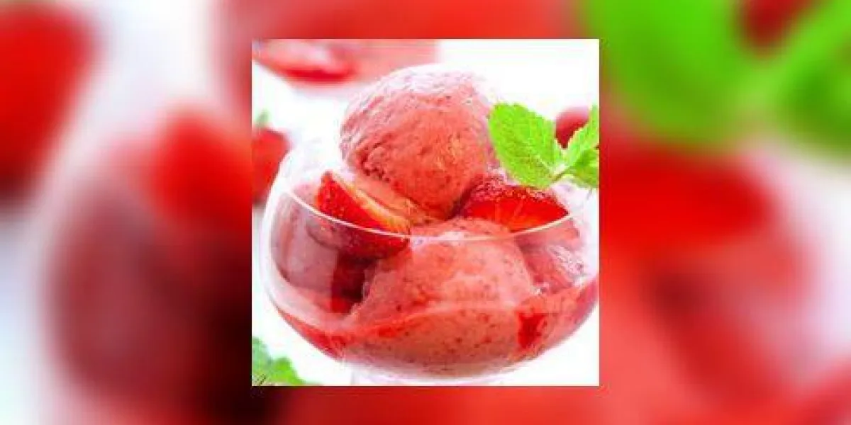 glace à la fraise glace à la fraise